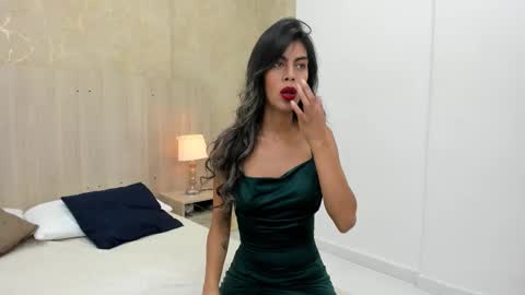 Noa online show from 10/17/25, 11:35