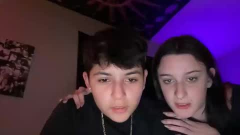 Snapshot of skinnyangel21 chatting on 11/28/25, 05:43 skinnyangel21 online show from 11/28/25, 05:43