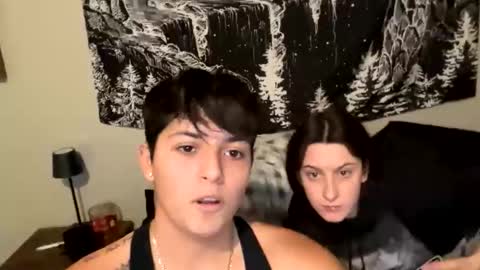 Snapshot of skinnyangel21 chatting on 12/16/25, 04:28 skinnyangel21 online show from 12/16/25, 04:28