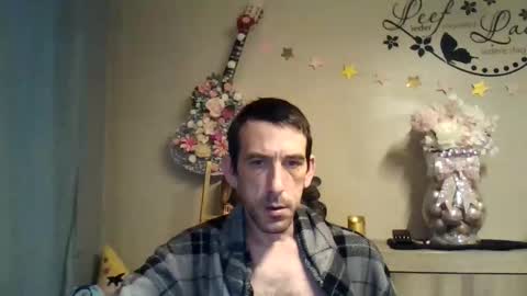 SkinnyBigCock2 online show from 10/26/25, 06:08