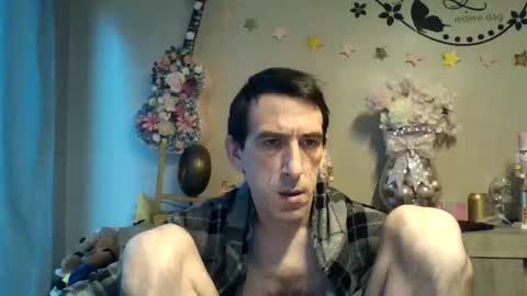 SkinnyBigCock2 online show from 11/30/25, 08:18