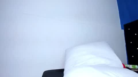 Snapshot of skinnycollins chatting on 10/14/25, 01:28 Skinny online show from 10/14/25, 01:28