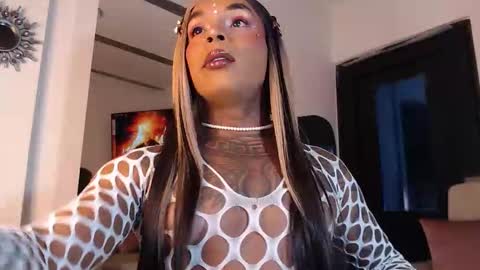 Snapshot of skinnyflak7 chatting on 10/26/25, 05:46 jesica online show from 10/26/25, 05:46