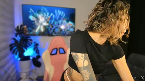 Manuela online show from 09/10/25, 11:38