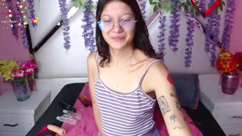  SKINNYHORNY   online show from 01/30/25, 03:00