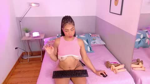 Snapshot of skinnysamantha chatting on 05/15/26, 02:51 SAMANTHA online show from 05/15/26, 02:51