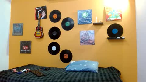 VERUS online show from 12/03/25, 07:01