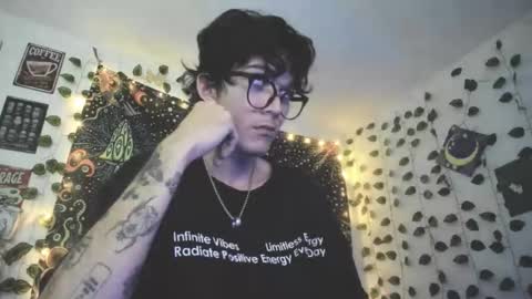 skiny_dann online show from 05/13/26, 03:48