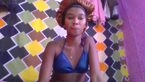 skinygirl2 online show from 06/09/26, 07:31