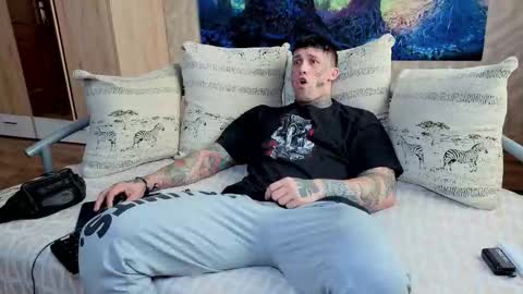 skirlingod online show from 09/15/25, 06:13