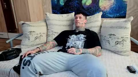 skirlingod online show from 09/16/25, 04:57