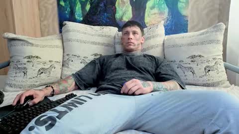 skirlingod online show from 09/26/25, 05:11