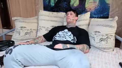 skirlingod online show from 10/13/25, 05:07