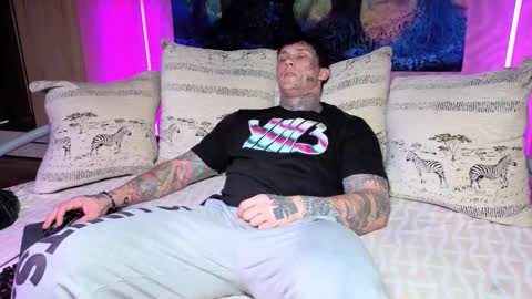 skirlingod online show from 10/16/25, 05:08