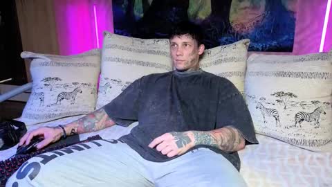 skirlingod online show from 10/18/25, 06:05