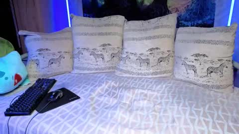 skirlingod online show from 10/26/25, 05:02