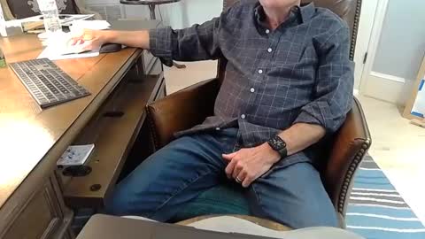 Snapshot of skr235 chatting on 03/02/25, 08:50 skr235 online show from 03/02/25, 08:50