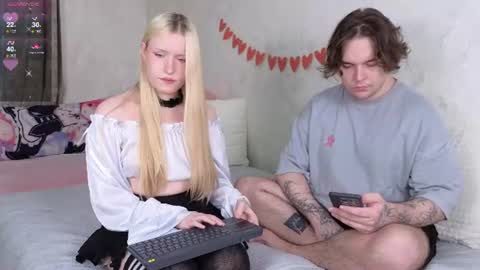 Ethan and Mona online show from 07/17/26, 09:19