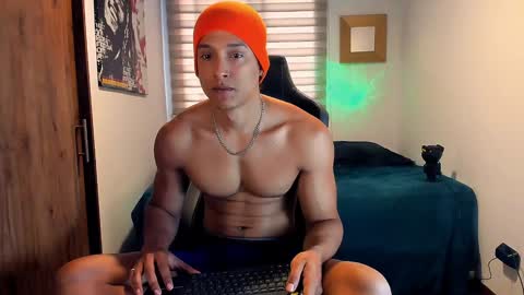 Liam Vokov online show from 01/25/25, 01:30
