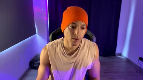 Liam Vokov online show from 02/19/25, 01:06