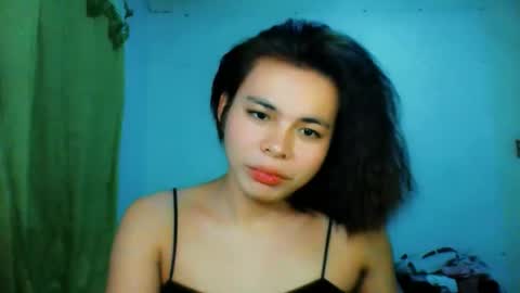 Snapshot of sky_andrea chatting on 11/30/25, 03:21 Mj online show from 11/30/25, 03:21