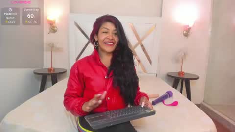 Snapshot of sky_collins_ chatting on 07/07/26, 07:51 Sky online show from 07/07/26, 07:51