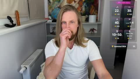 Snapshot of sky_guy25 chatting on 05/16/26, 07:45 sky_guy25 online show from 05/16/26, 07:45