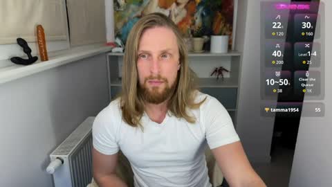 Snapshot of sky_guy25 chatting on 05/16/26, 08:07 sky_guy25 online show from 05/16/26, 08:07