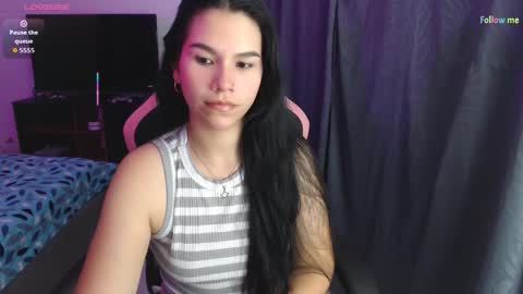 Snapshot of sky_lover_ chatting on 01/10/26, 09:33 Sky online show from 01/10/26, 09:33