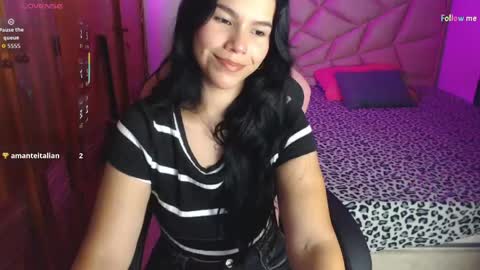 Snapshot of sky_lover_ chatting on 04/15/26, 08:10 Sky online show from 04/15/26, 08:10