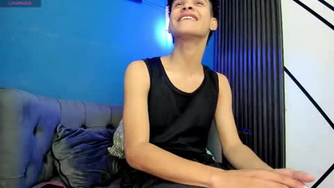 Snapshot of sky_rivers chatting on 11/30/25, 03:10 sky_rivers online show from 11/30/25, 03:10