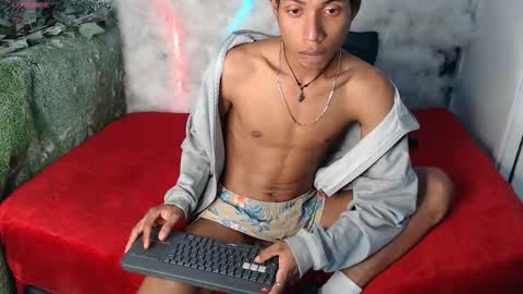 Snapshot of sky_walkerss chatting on 03/12/26, 02:07 sky_walkerss online show from 03/12/26, 02:07