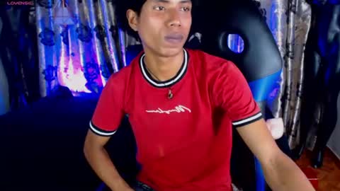 sky_walkerss online show from 06/23/26, 07:01