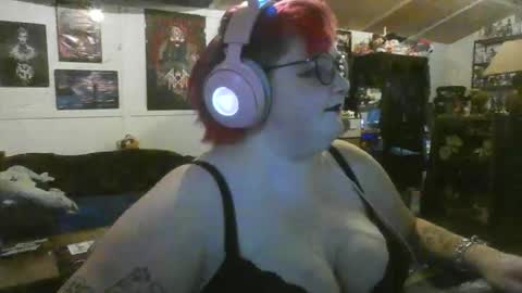 Snapshot of skybluelesbian chatting on 12/03/25, 09:46 Sky online show from 12/03/25, 09:46