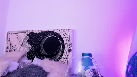 Snapshot of skydarkblue chatting on 02/23/25, 01:57 skydarkblue online show from 02/23/25, 01:57