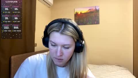 Snapshot of skyedavis chatting on 01/17/26, 07:06 skyedavis online show from 01/17/26, 07:06