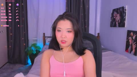 Snapshot of skyglow_ chatting on 11/10/25, 05:56 skyglow_ online show from 11/10/25, 05:56