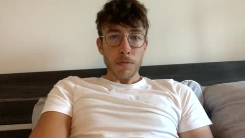 skyisthelimit1995 online show from 11/30/25, 08:51