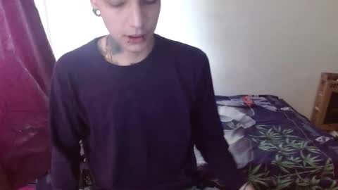 Snapshot of skykar chatting on 10/31/25, 07:37 reep online show from 10/31/25, 07:37