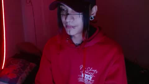 Snapshot of skykar chatting on 11/16/25, 04:18 reep online show from 11/16/25, 04:18