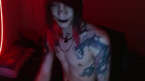 Snapshot of skykar chatting on 11/22/25, 06:34 reep online show from 11/22/25, 06:34