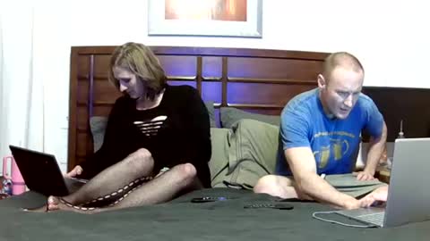 Skyler Lo online show from 12/22/25, 03:03