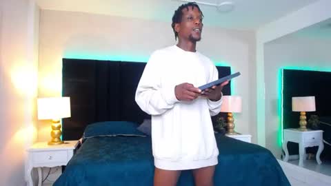 SKYLERBIGXXX online show from 07/07/26, 04:04