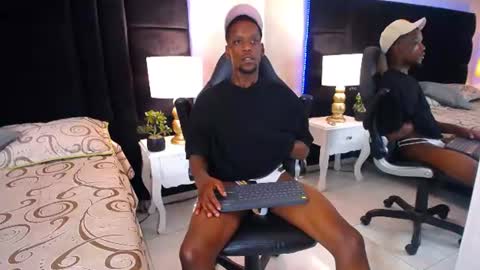 SKYLERBIGXXX online show from 07/25/26, 05:05