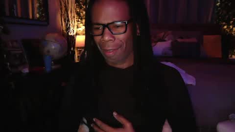 skyonetoo3 online show from 01/12/25, 05:01