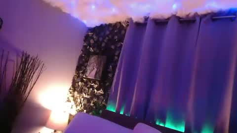 skyonetoo3 online show from 02/24/25, 05:22
