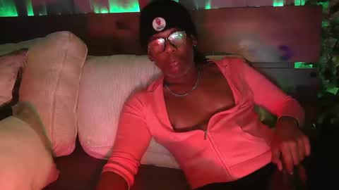 skyonetoo3 online show from 02/28/25, 05:04
