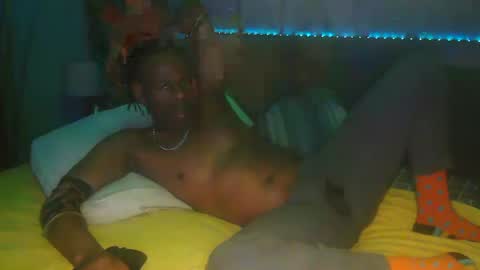 skyonetoo3 online show from 09/30/25, 07:35