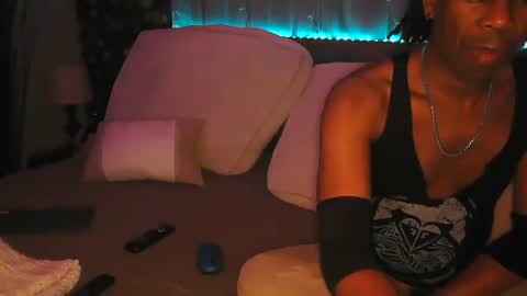 skyonetoo3 online show from 10/31/25, 05:30