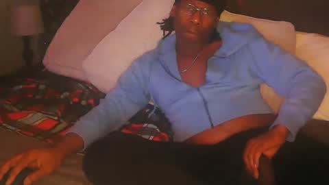 skyonetoo3 online show from 11/27/25, 12:40